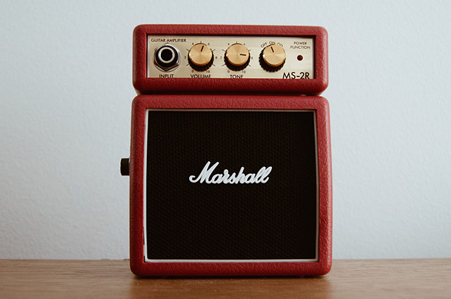A Marshall combo-amp